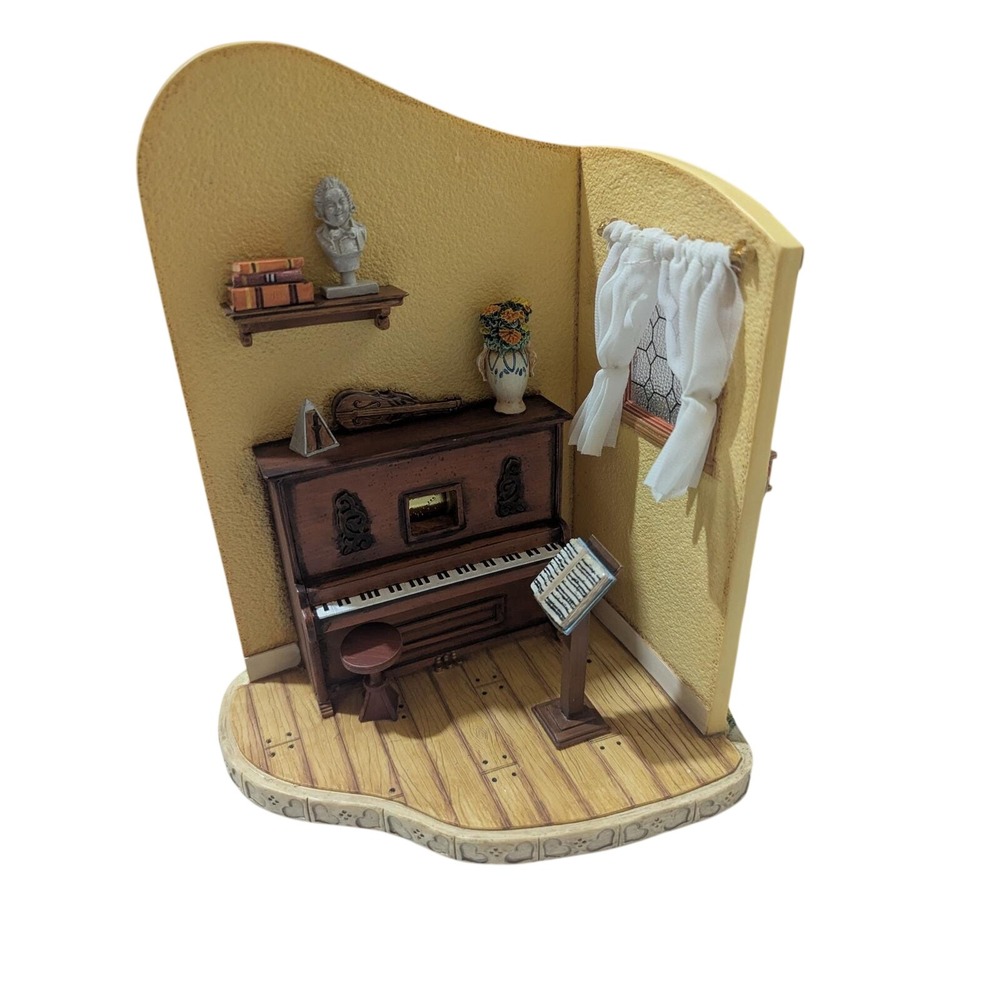Goebel Hummel Music Room Display Limited Edition Piano Music Box 1200 Waltzing